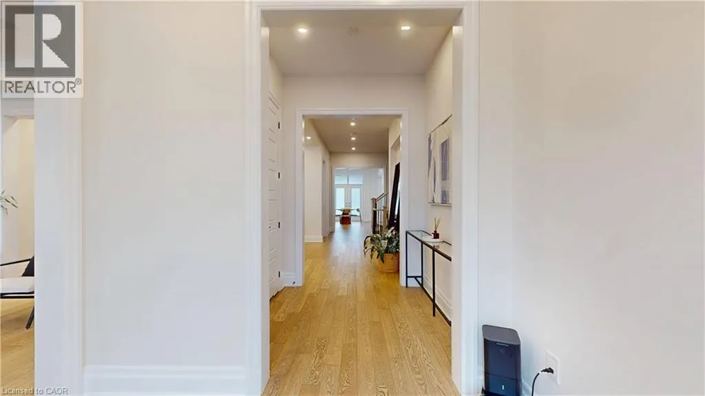 3313 SUNNINGDALE Gardens