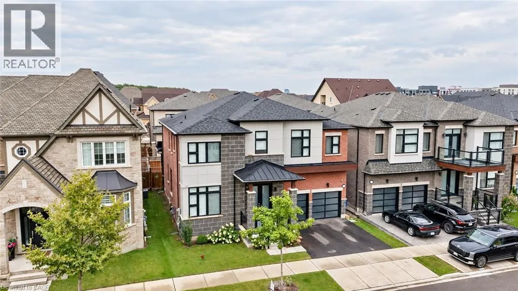 3313 SUNNINGDALE Gardens