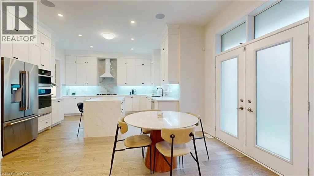 3313 SUNNINGDALE Gardens