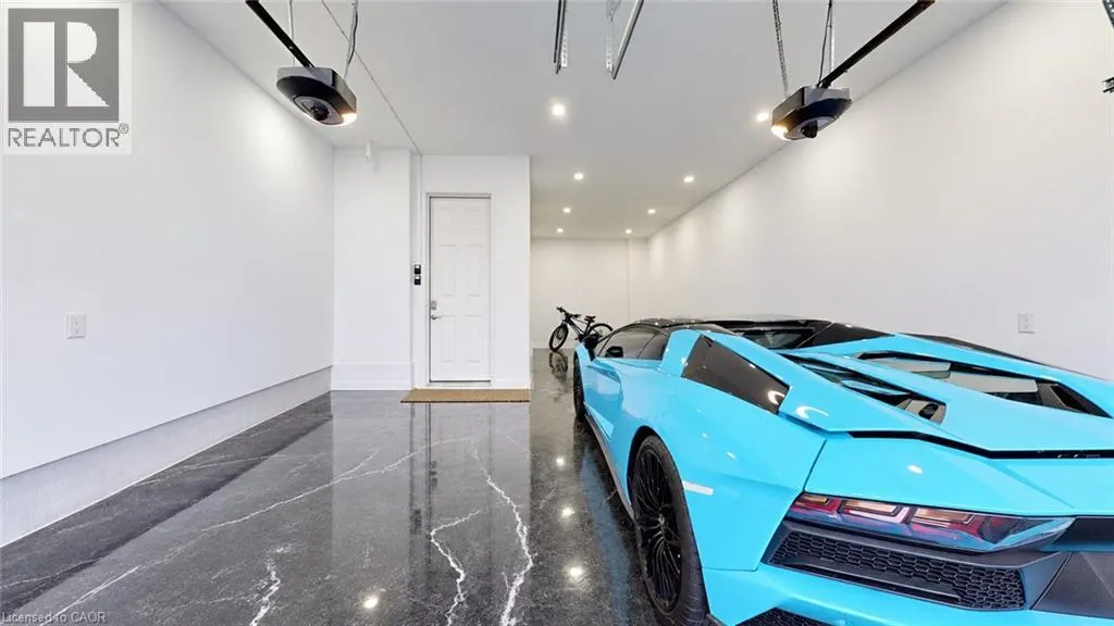3313 SUNNINGDALE Gardens
