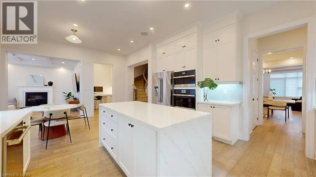 3313 SUNNINGDALE Gardens