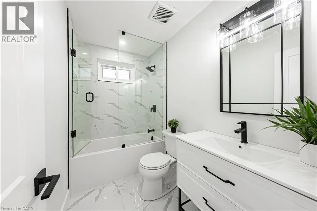 22 WILLIAM JOHNSON Street Unit# Mainfloor #Mainfloor