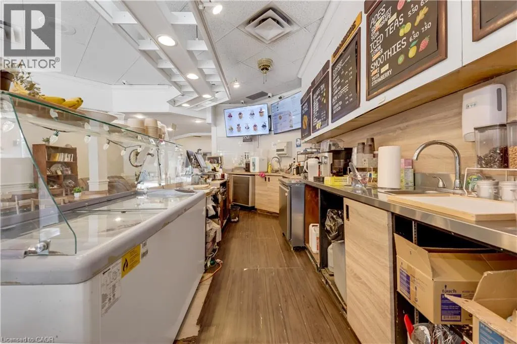150 UNIVERSITY Avenue W Unit# 2 #2
