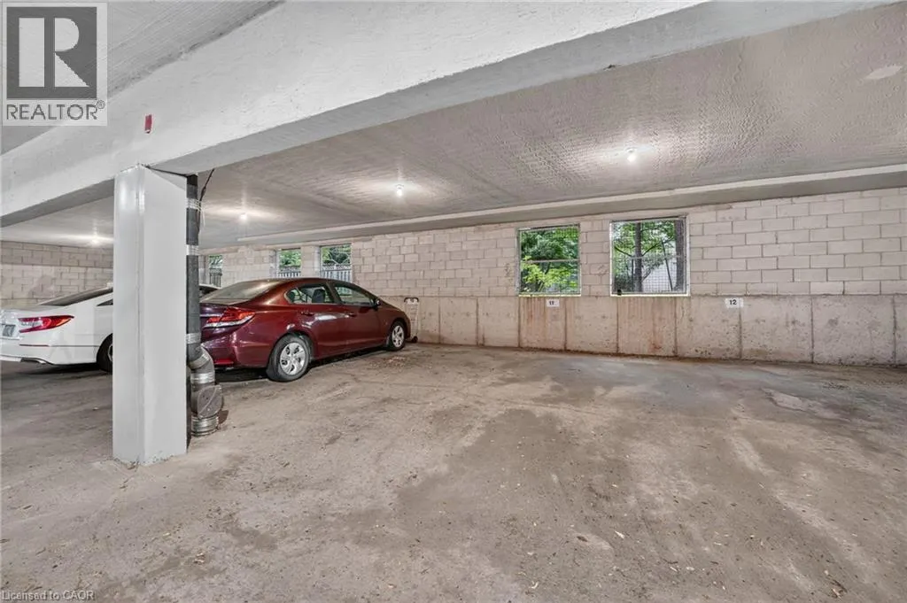 5 NIAGARA Street Unit# 301 #301
