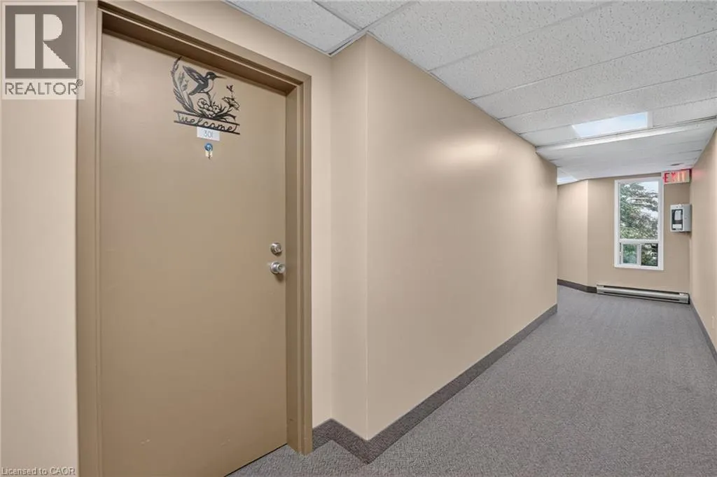 5 NIAGARA Street Unit# 301 #301
