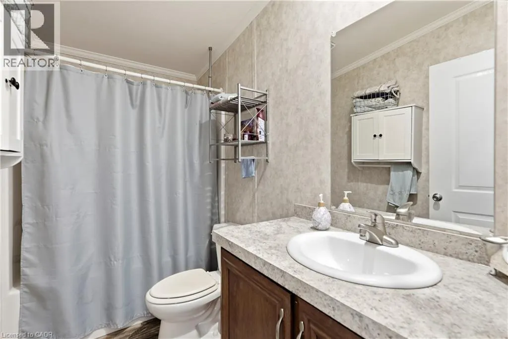 27 HICKORY Hollow