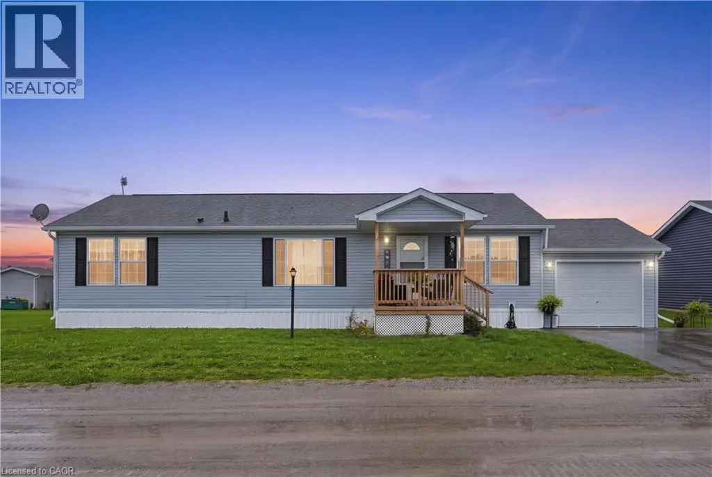 27 HICKORY Hollow