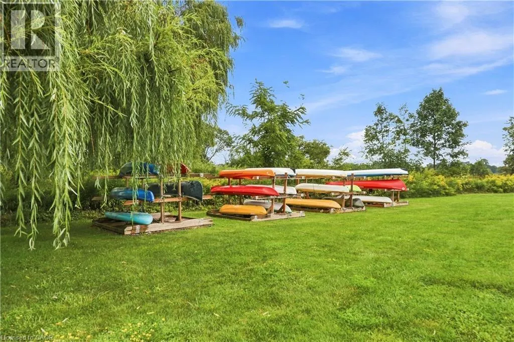 27 HICKORY Hollow