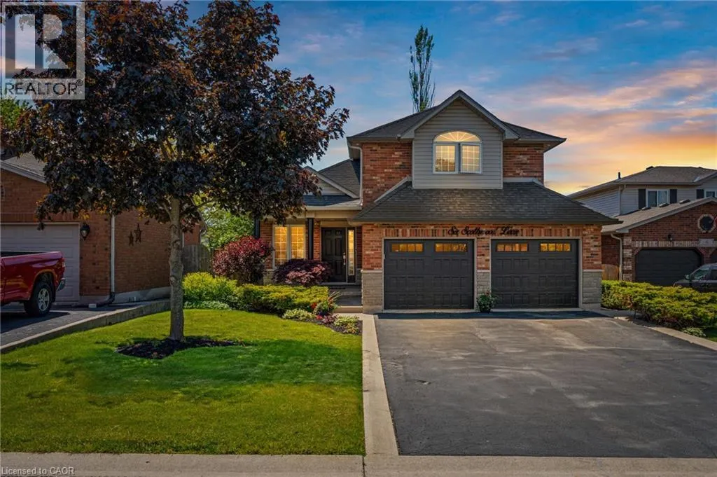 6 SCOTTSWOOD Lane