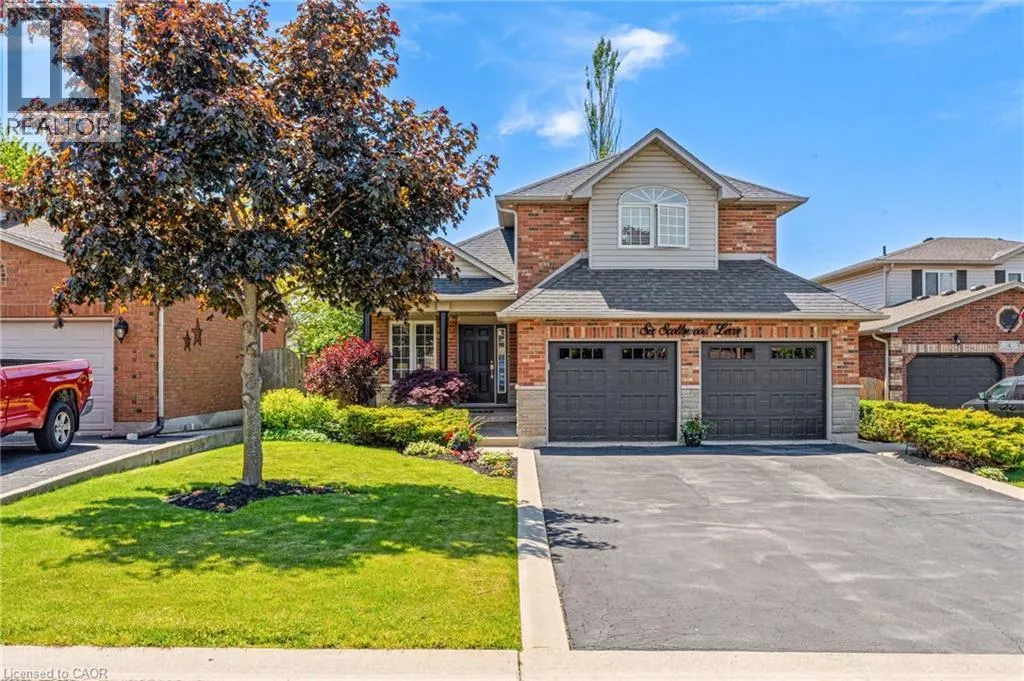 6 SCOTTSWOOD Lane