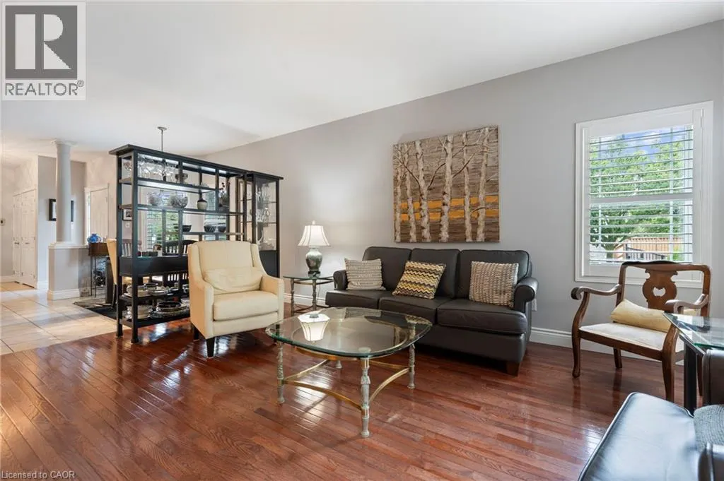 10 COBBLESTONE Drive Unit# 25 #25