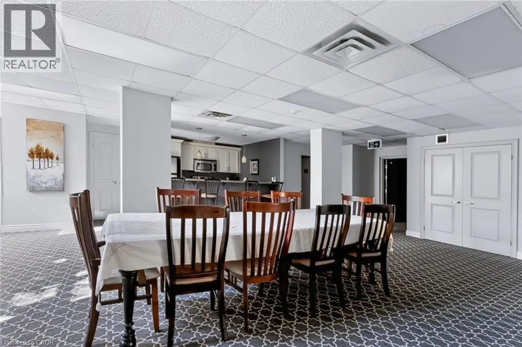 125 WILSON Street W Unit# 301 #301