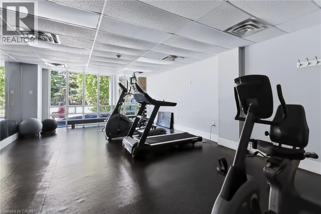 125 WILSON Street W Unit# 301 #301