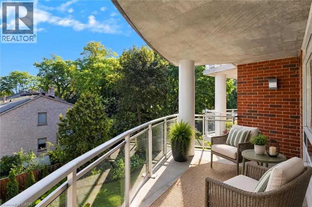 125 WILSON Street W Unit# 301 #301