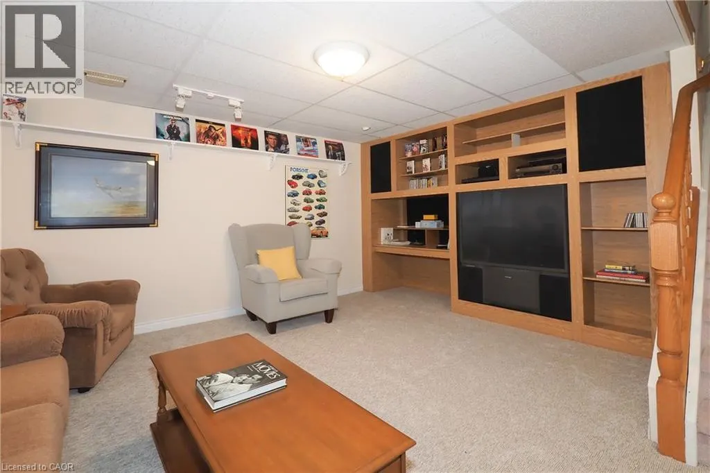 137 FOXBORO Drive