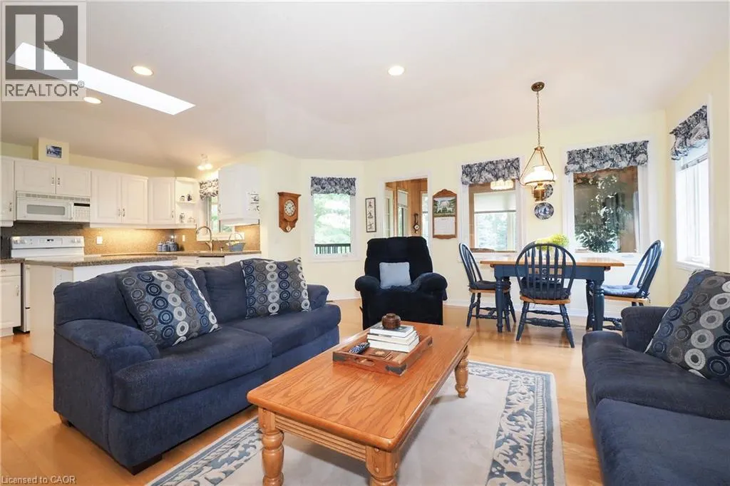 137 FOXBORO Drive