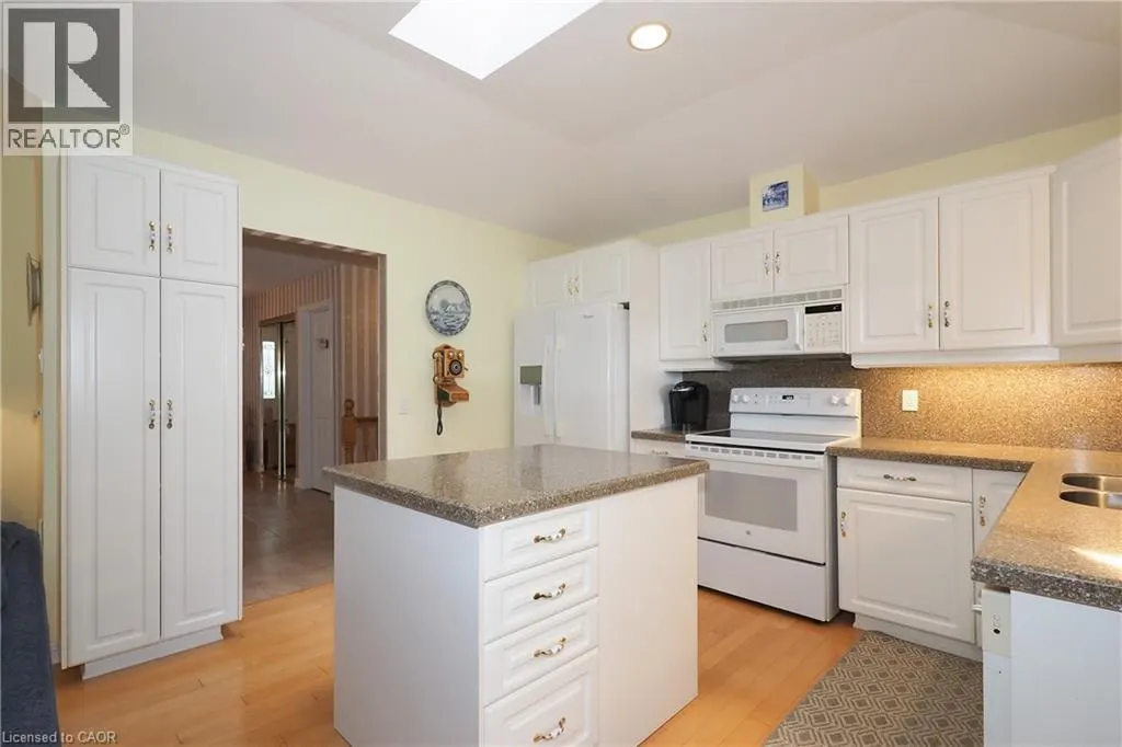 137 FOXBORO Drive
