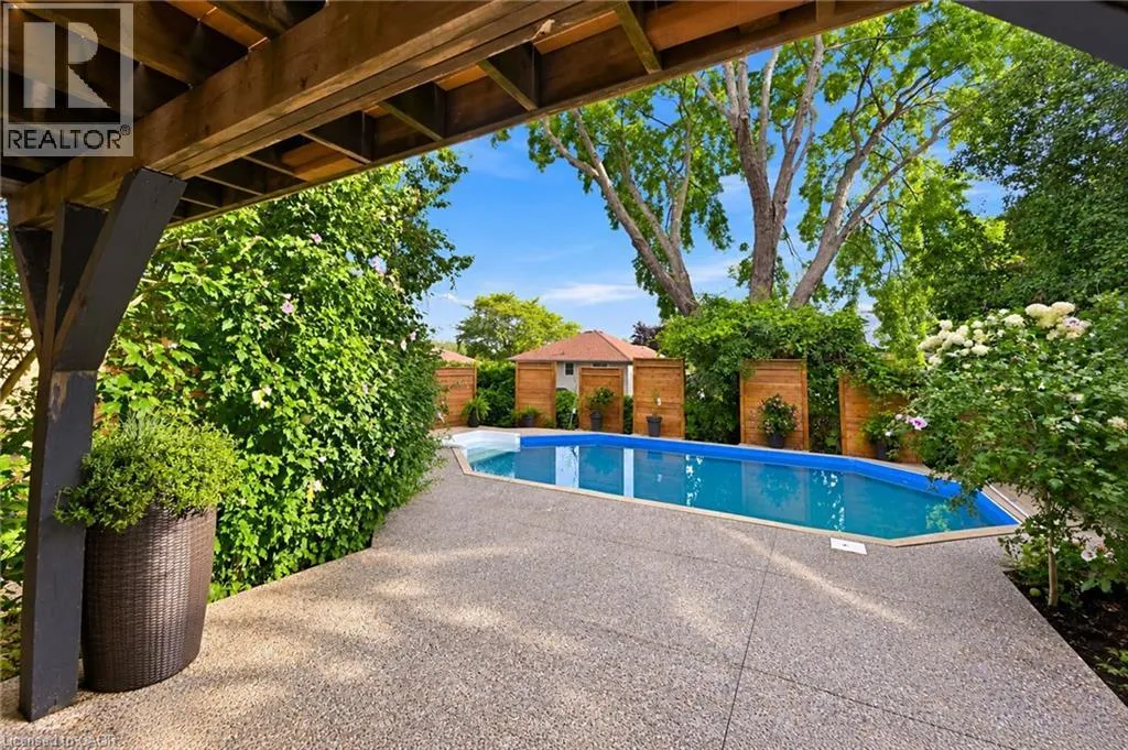 51 CHATTERSON Drive