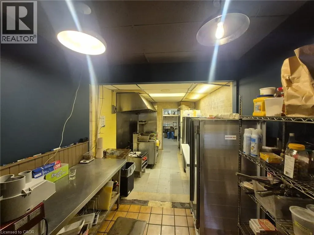 450 WOODLAWN W