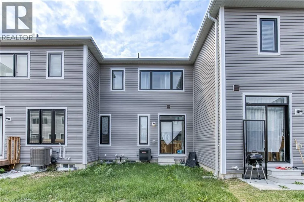 12 HYLTON Drive