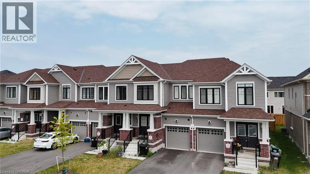 12 HYLTON Drive