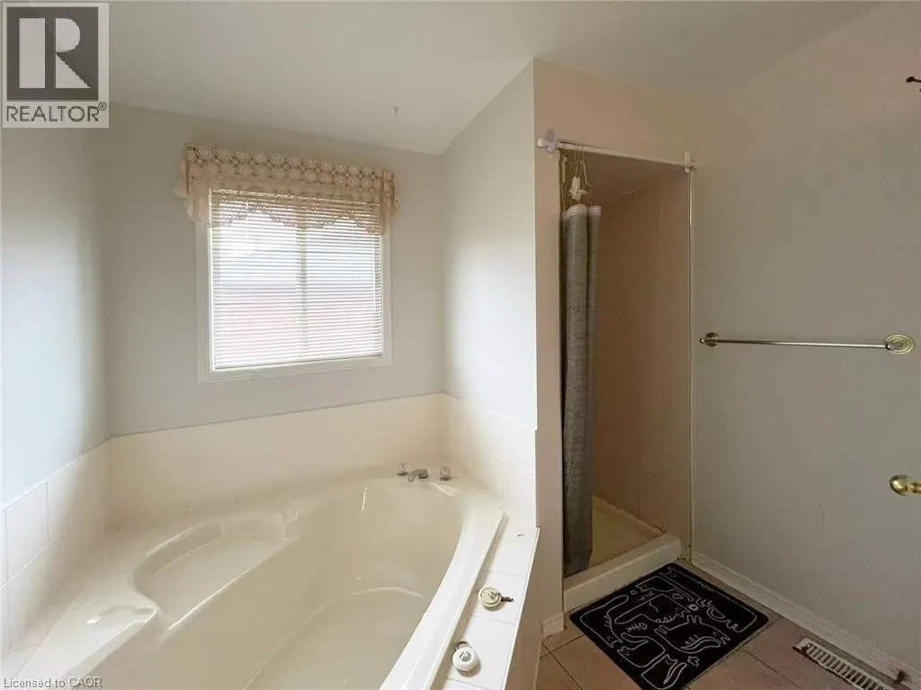 25 THORNTON Trail