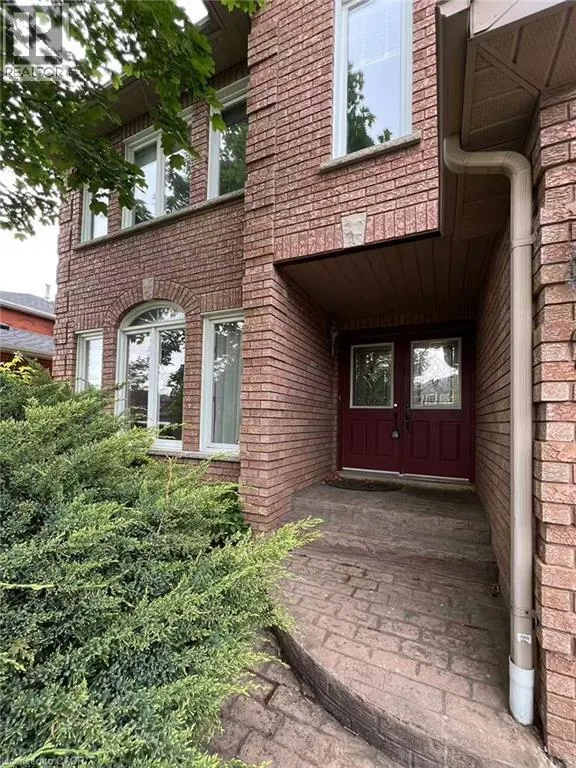 25 THORNTON Trail