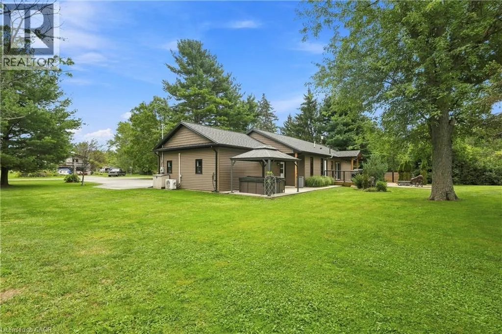 617 CHAPIN Parkway