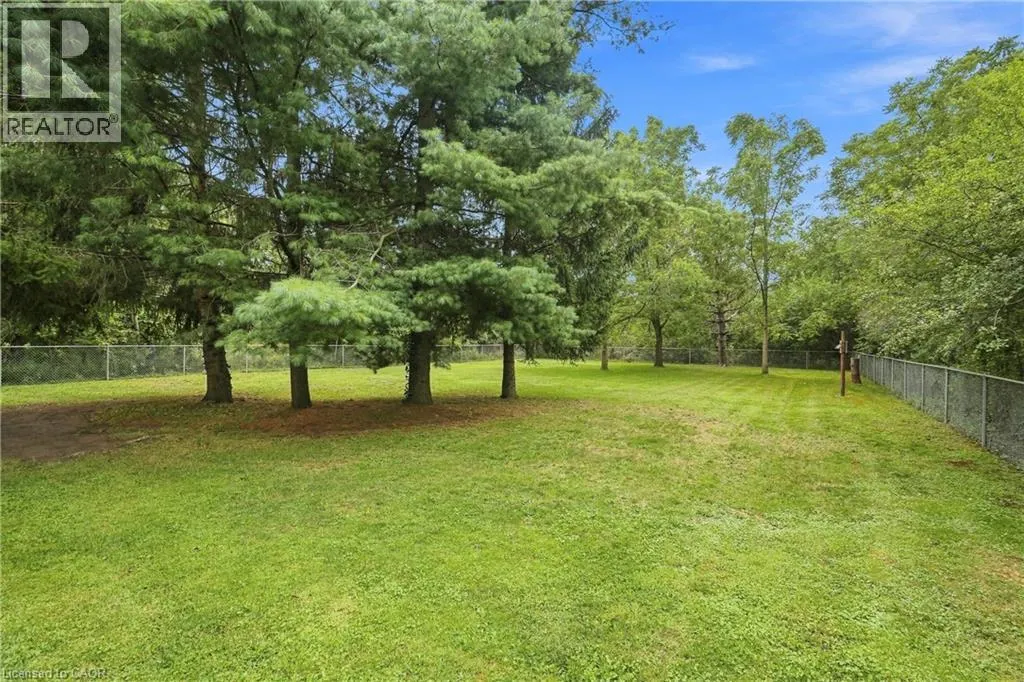 617 CHAPIN Parkway
