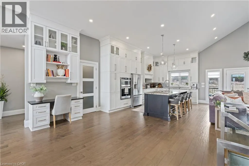 9677 TENTH Sideroad
