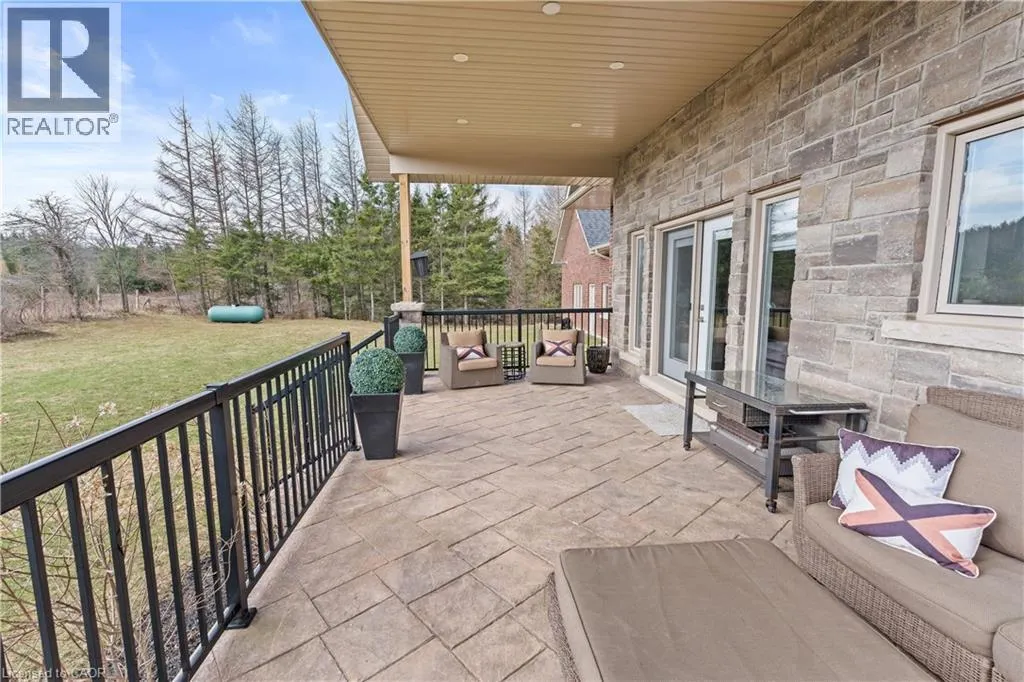 9677 TENTH Sideroad