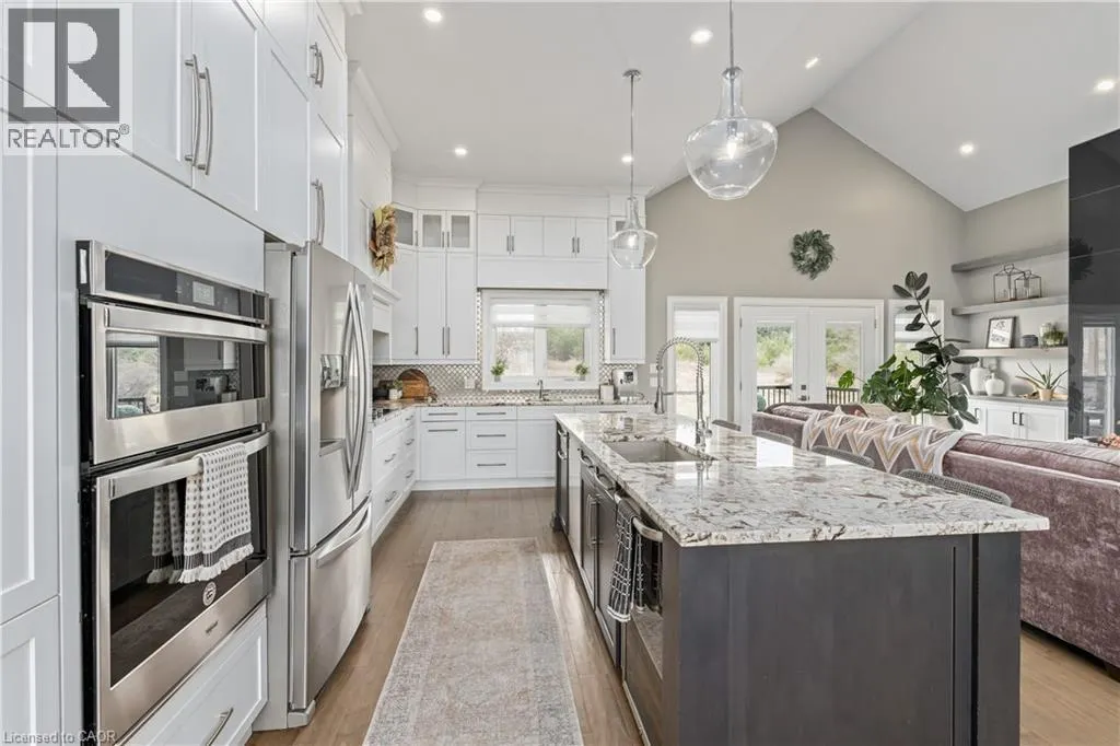 9677 TENTH Sideroad