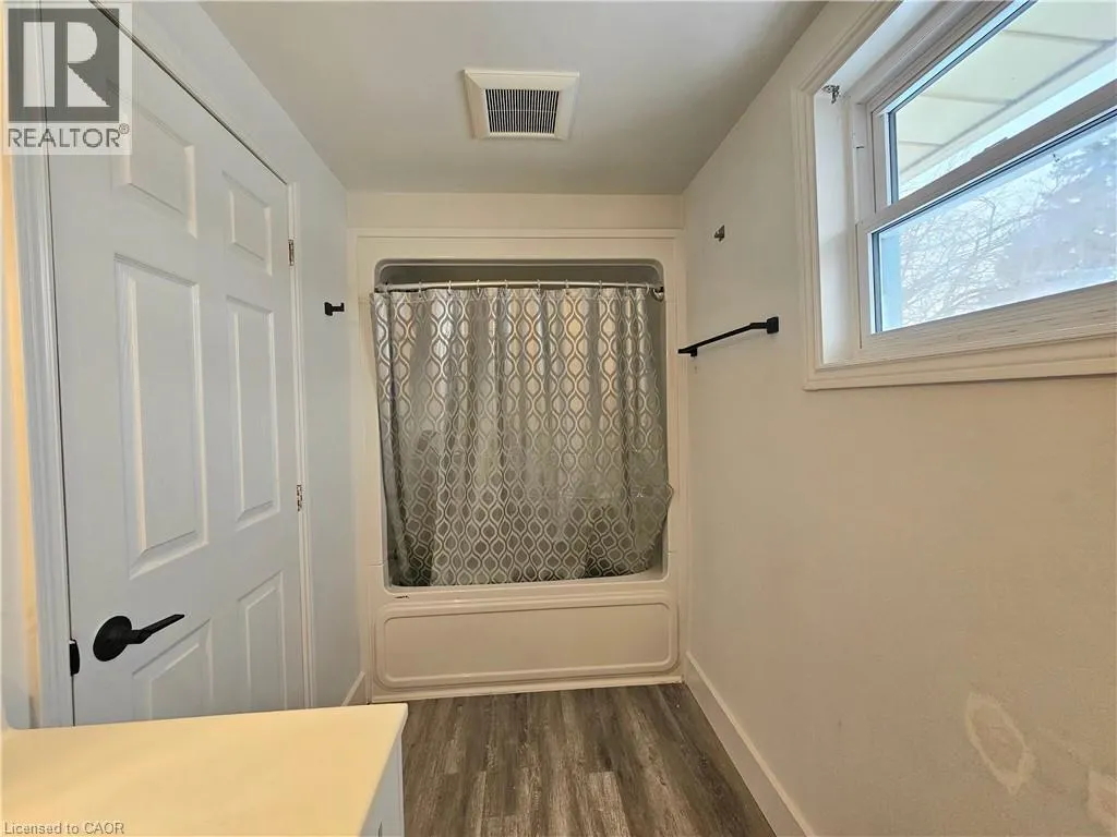 92 COPPERFIELD Crescent