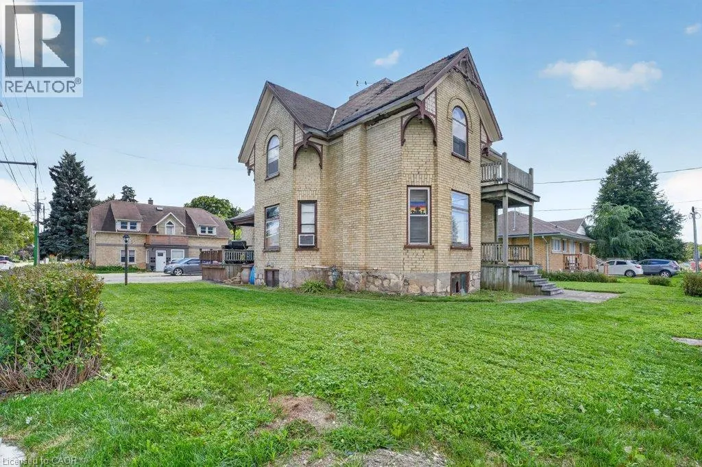 569 FREDERICK Street