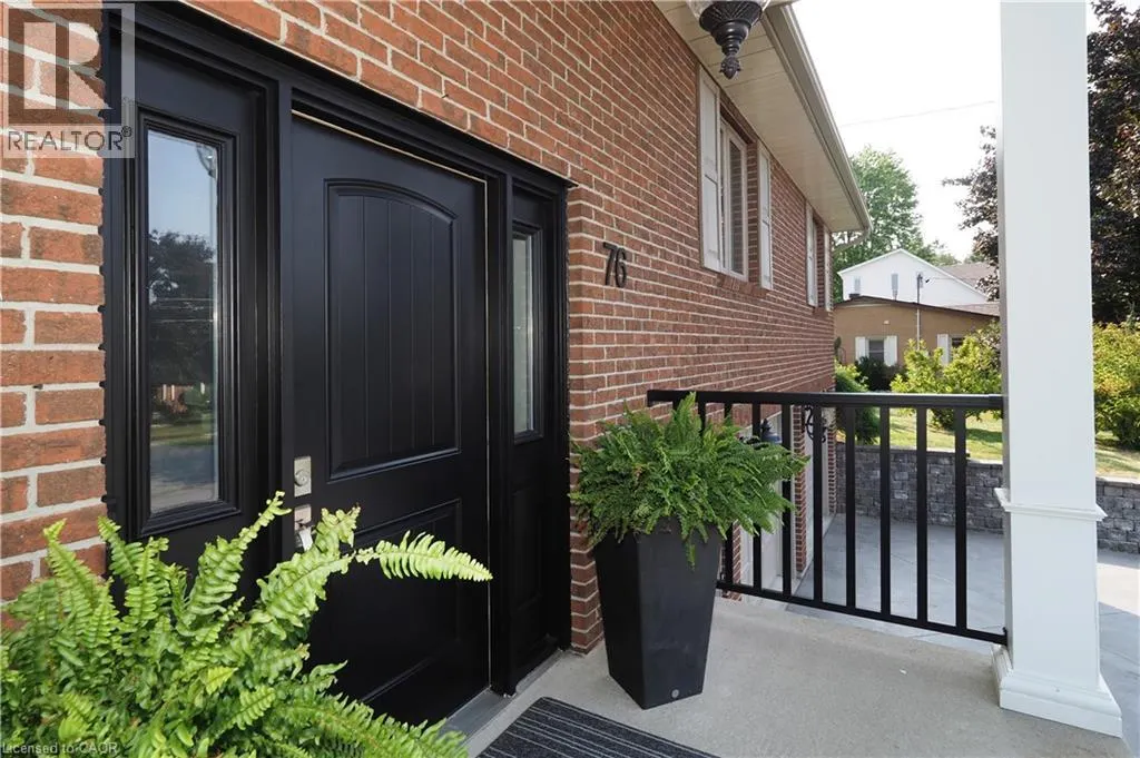 76 FLAXMILL Drive