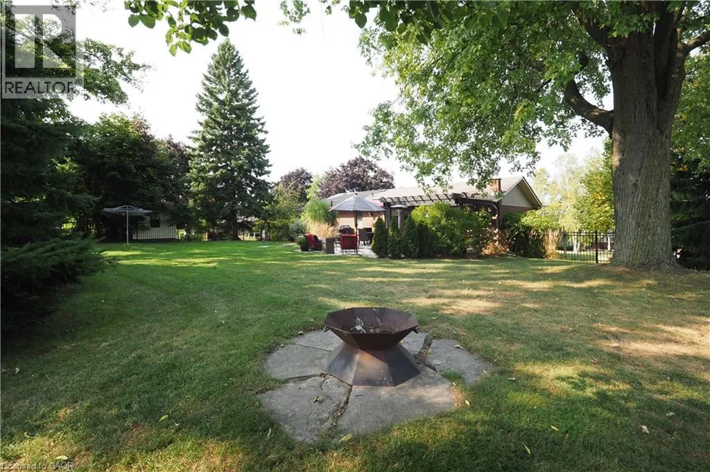76 FLAXMILL Drive