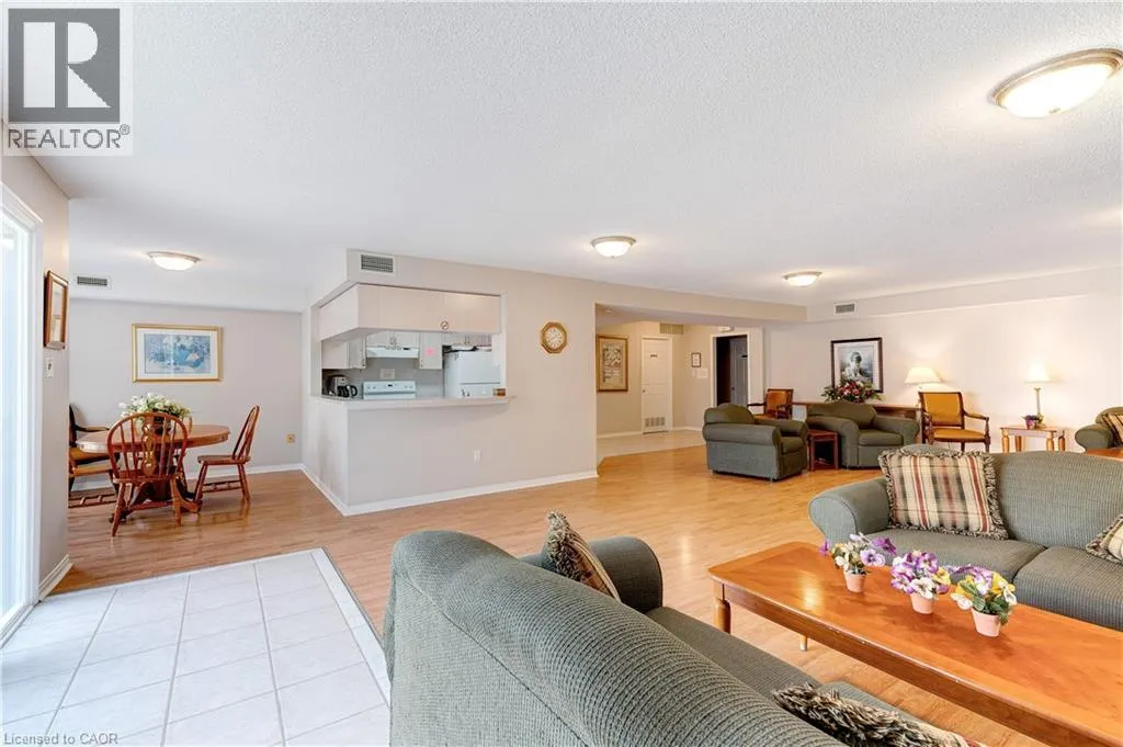 216A PLAINS Road W Unit# 302 #302