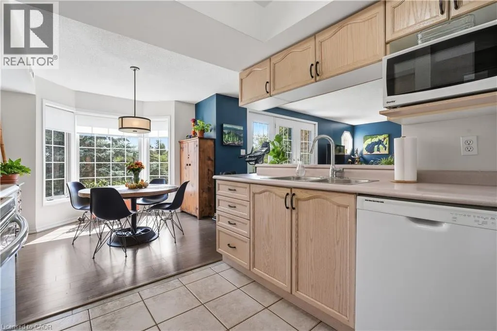 216A PLAINS Road W Unit# 302 #302