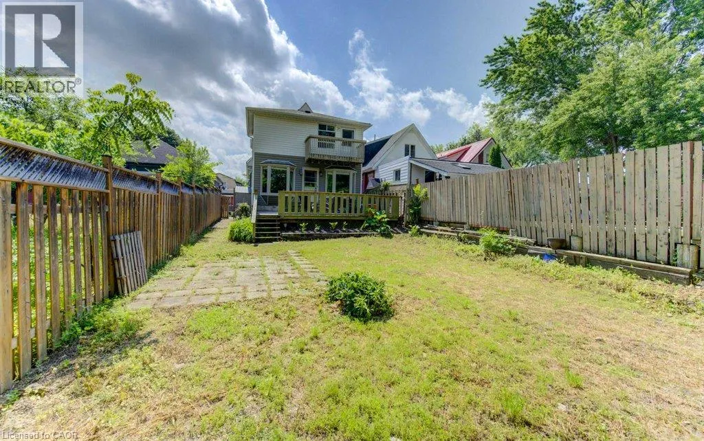 271 LONDON Road W
