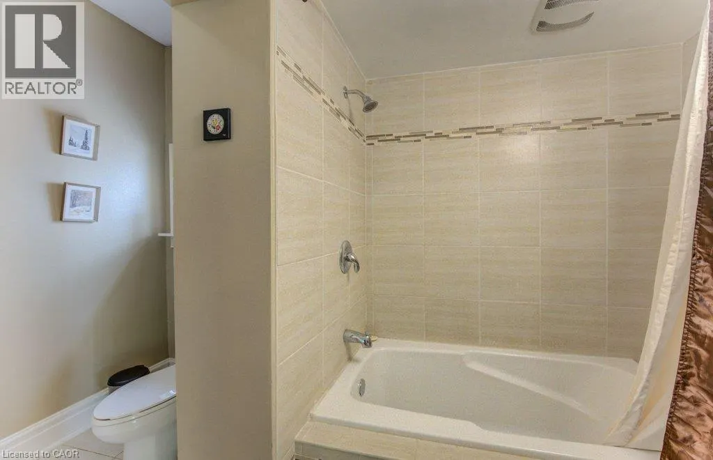 271 LONDON Road W