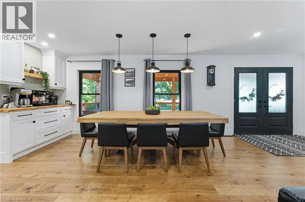 115 LAKESHORE Road