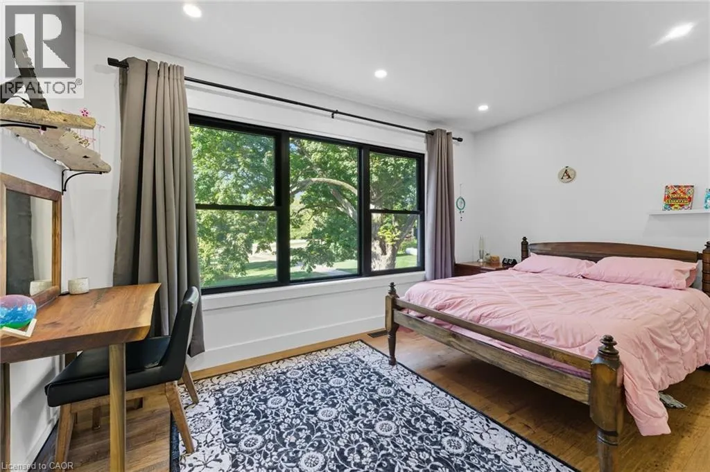 115 LAKESHORE Road