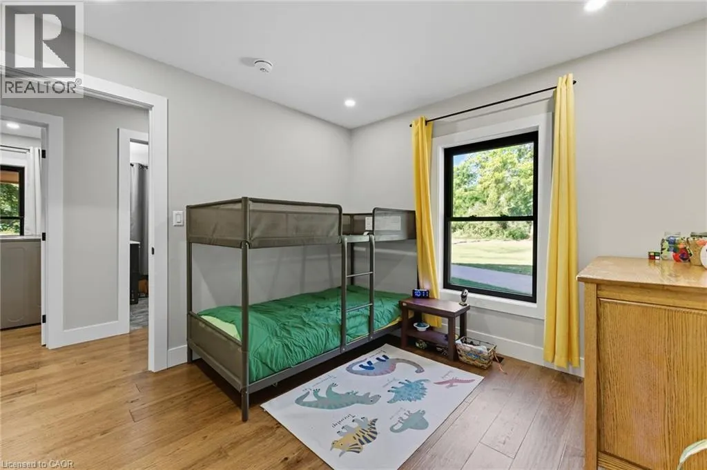115 LAKESHORE Road