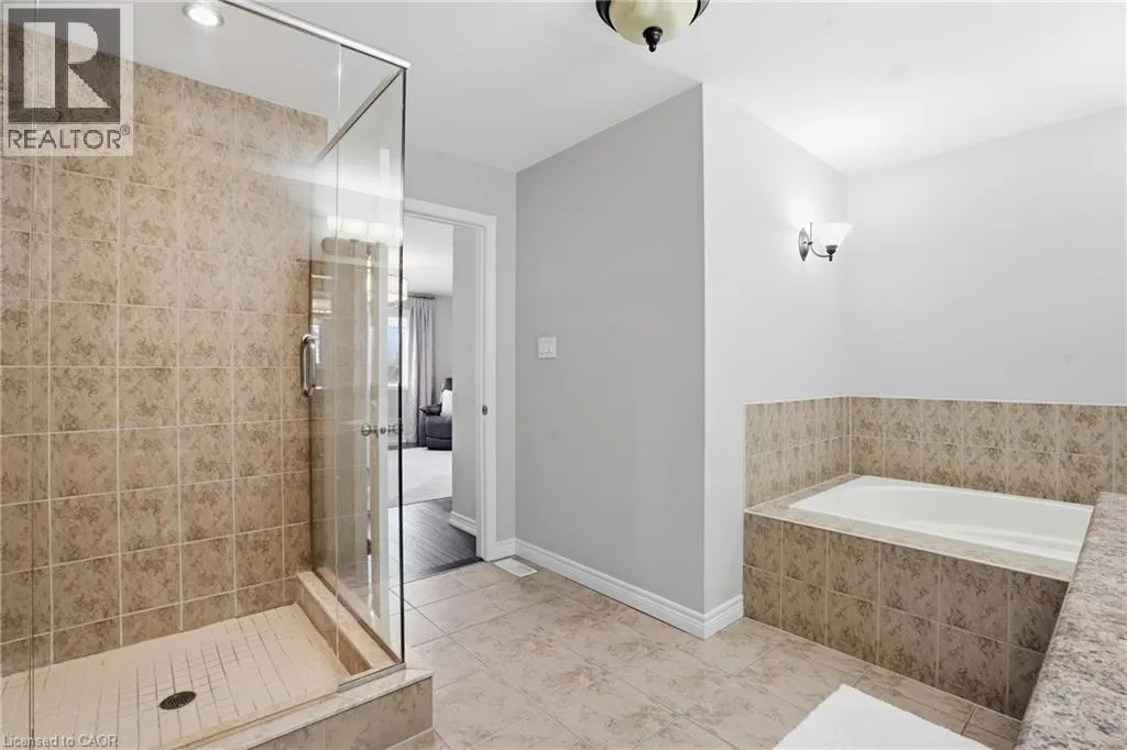441 STONEHENGE Drive Unit# 40 #40