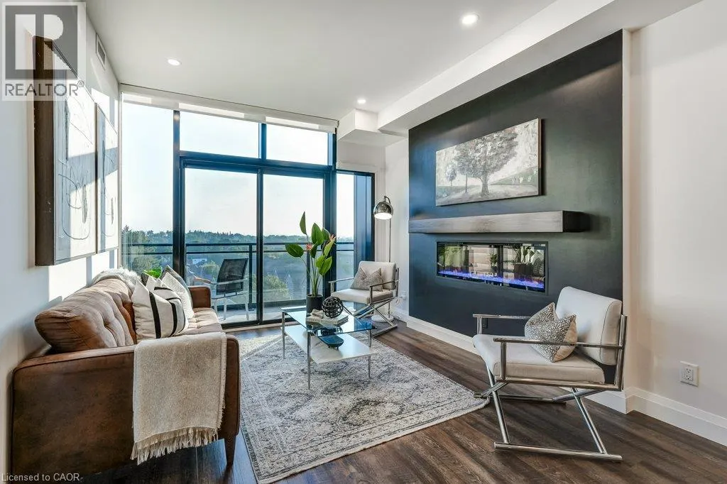 30 HAMILTON Street S Unit# 711 #711