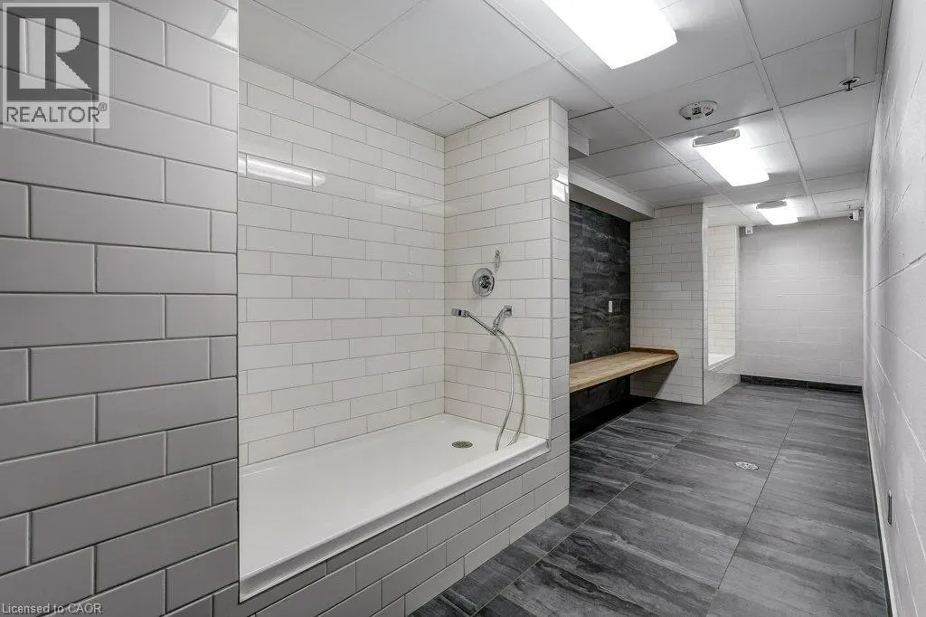 30 HAMILTON Street S Unit# 711 #711