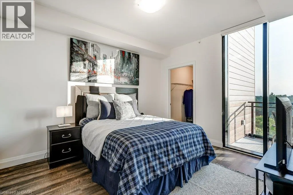 30 HAMILTON Street S Unit# 711 #711