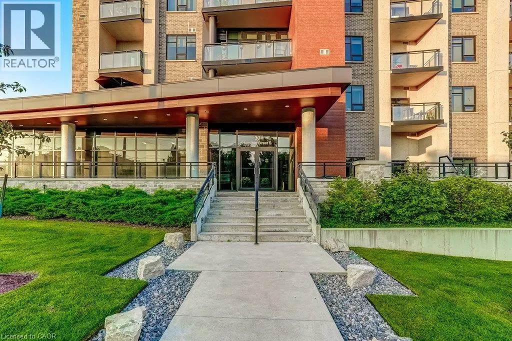 30 HAMILTON Street S Unit# 711 #711