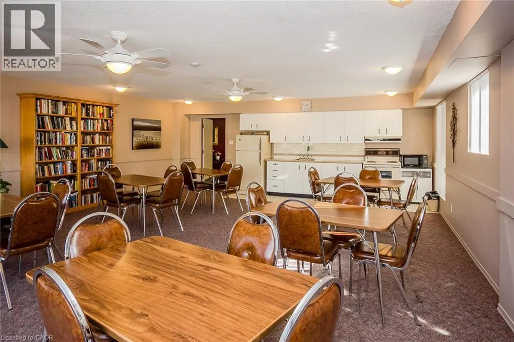 358 WATERLOO Avenue Unit# 902 #902