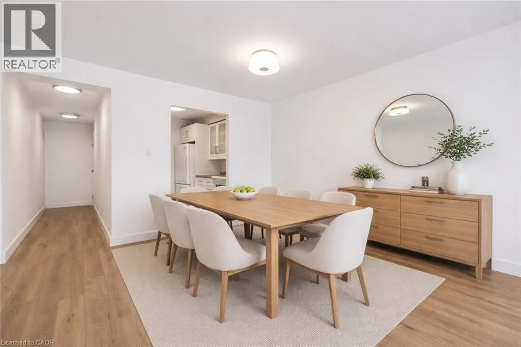 358 WATERLOO Avenue Unit# 902 #902